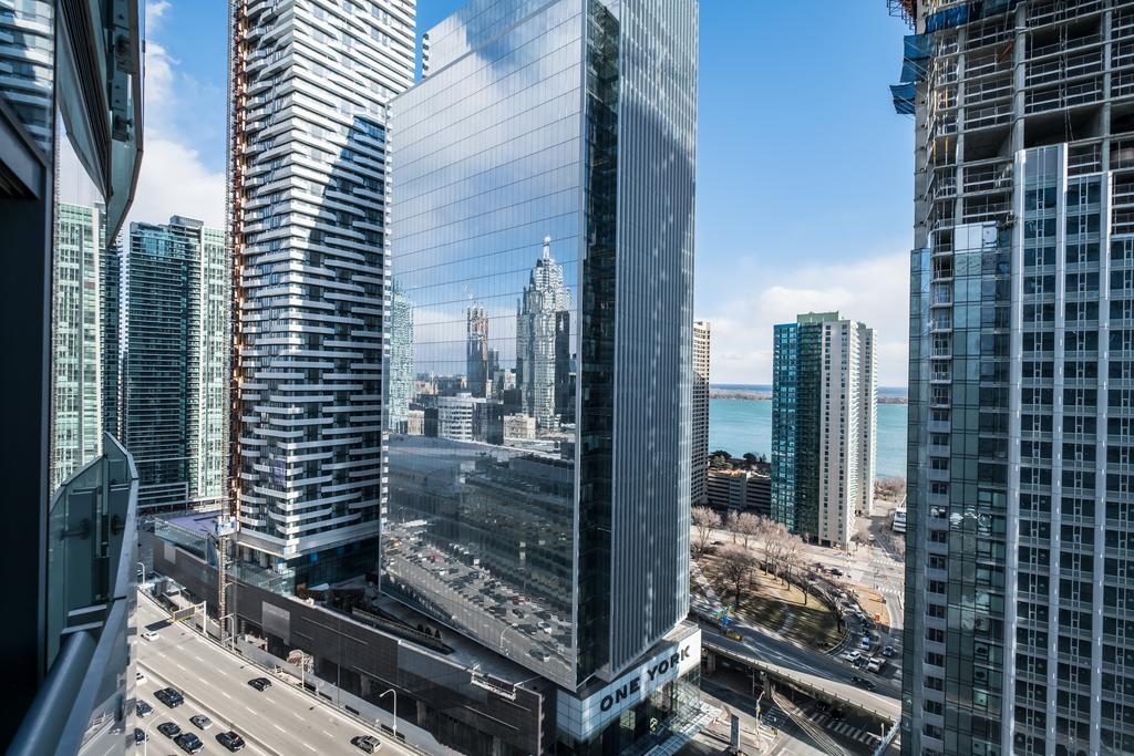 Downtown Luxury Lakeview Condo Toronto Exterior photo