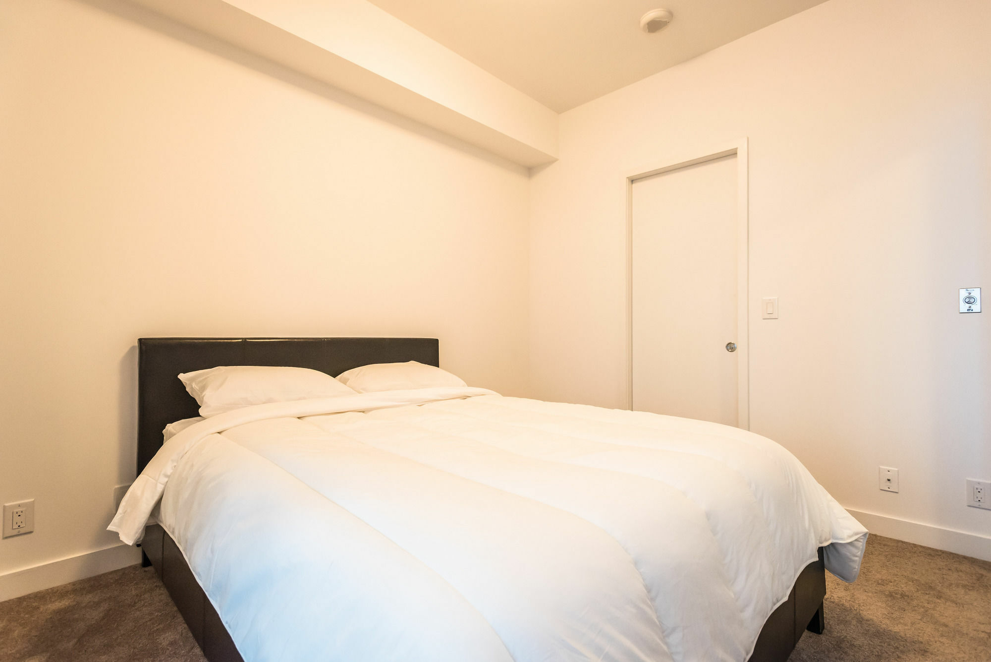 Downtown Luxury Lakeview Condo Toronto Exterior photo