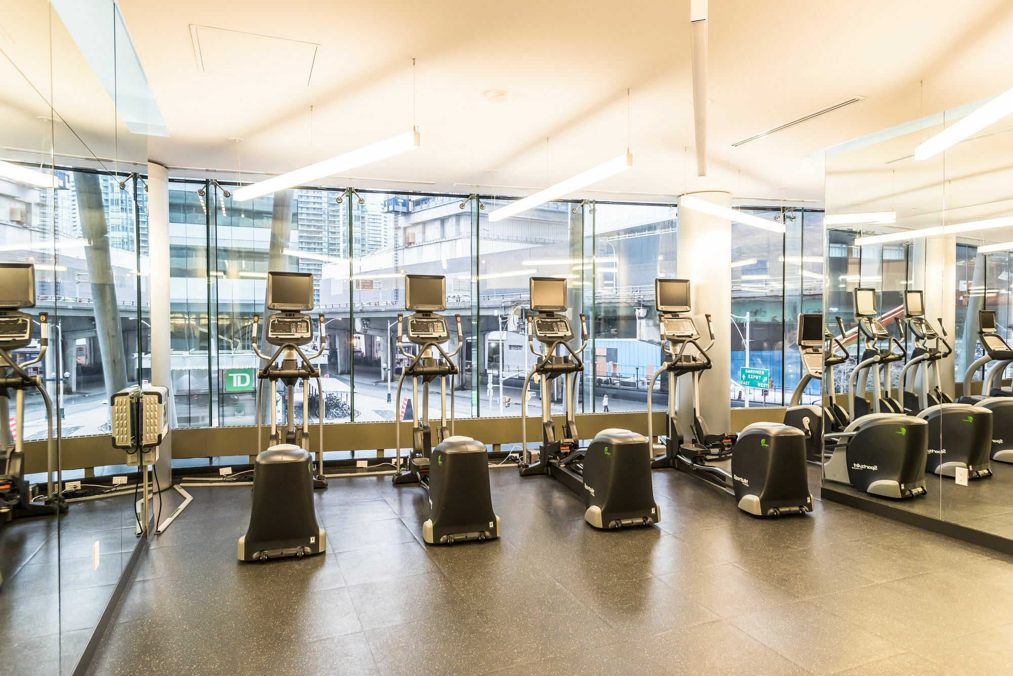 Downtown Luxury Lakeview Condo Toronto Exterior photo